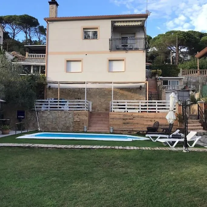 Luxury Happyhouse Villa Mont Barbat 0*,