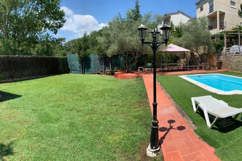 Luxury Happyhouse Villa Mont Barbat 0*,  Spain